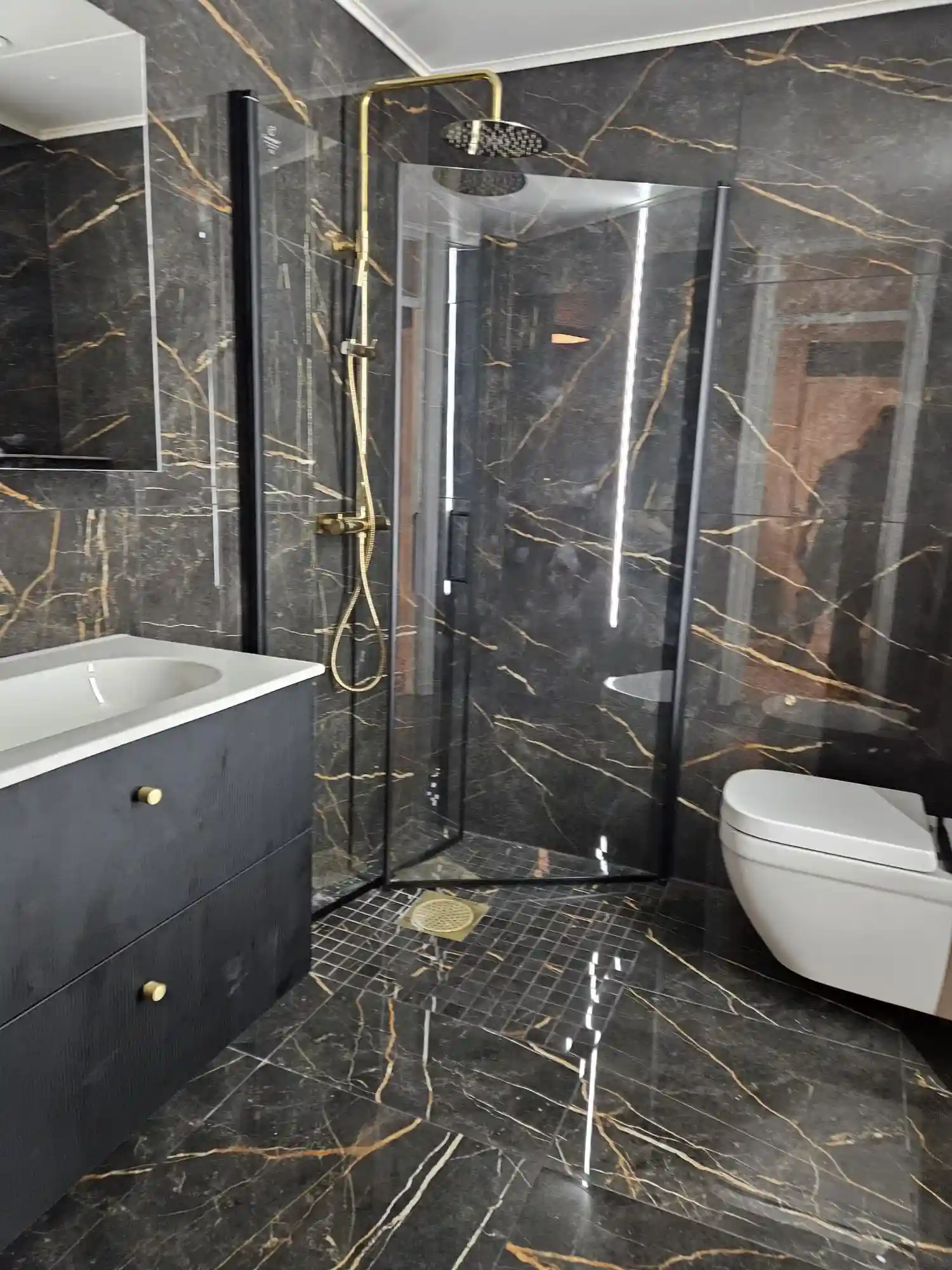 Totalrenovering av badrumm bild 2
