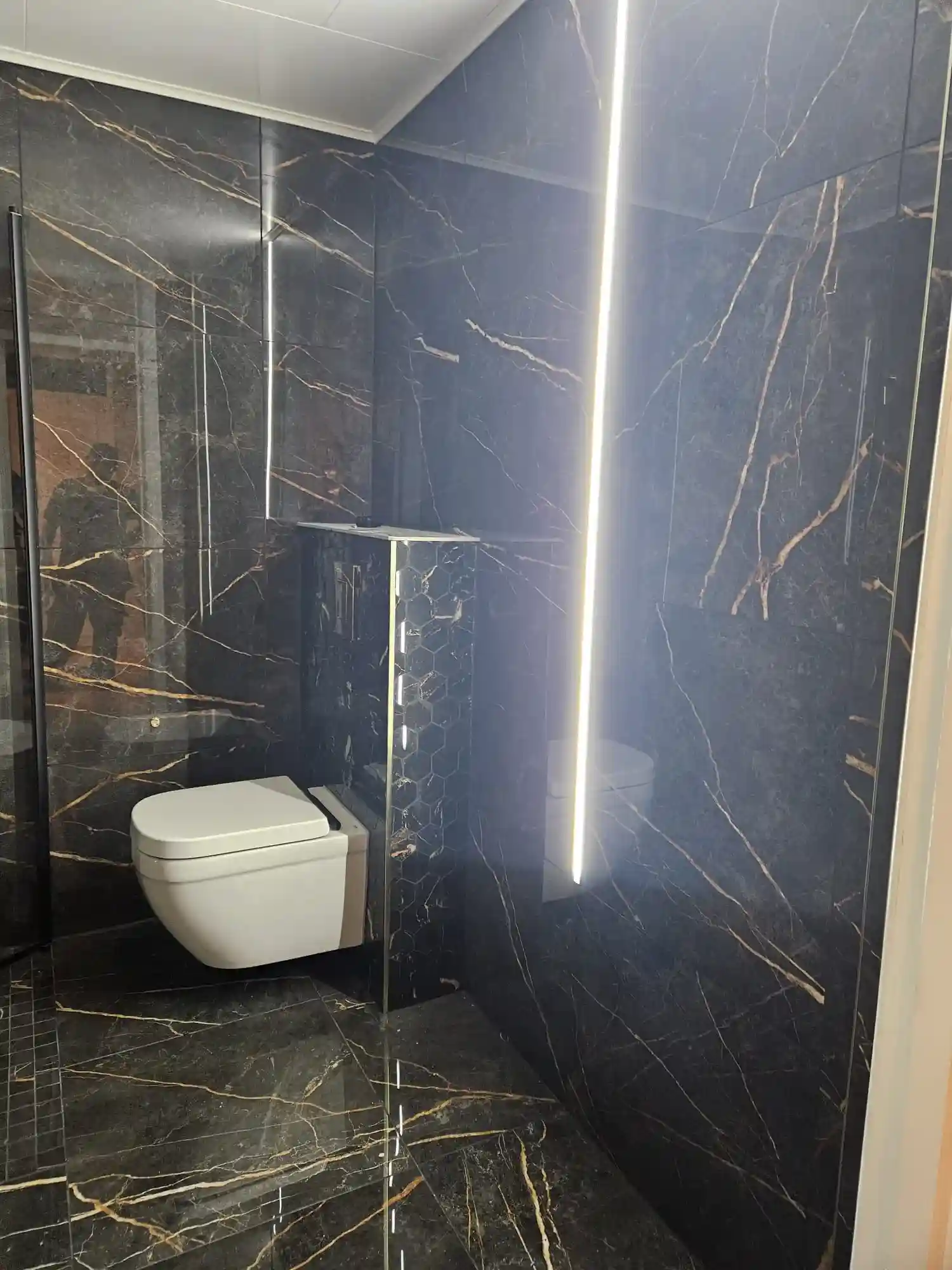 Totalrenovering av badrumm bild 1